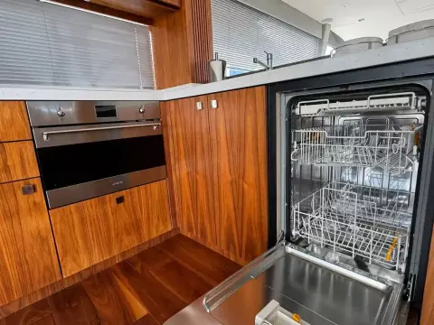 6 - Galley