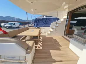 16 - Aft Cockpit