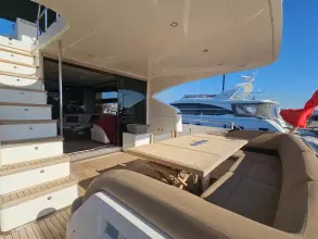 13 - Aft Cockpit
