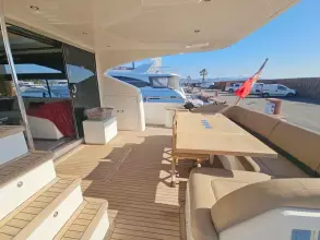 15 - Aft Cockpit