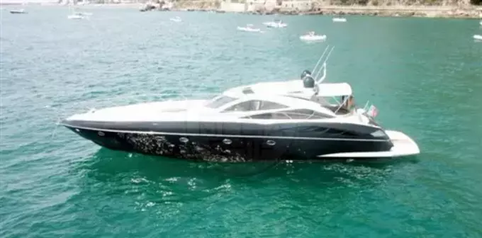 SUNSEEKER - PREDATOR 68 - exteriors