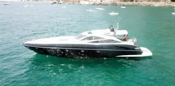 SUNSEEKER - PREDATOR 68 - exteriors