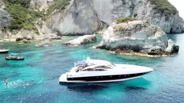SUNSEEKER - PREDATOR 68 - exteriors