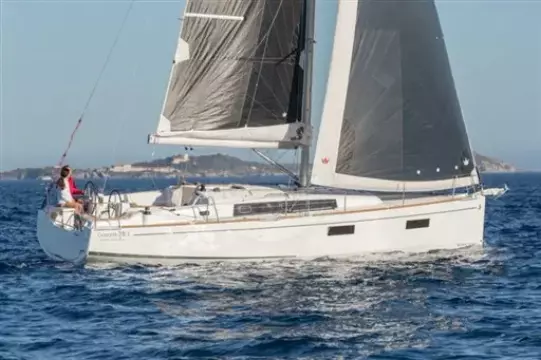 BENETEAU - OCEANIS 38.1 - exteriors
