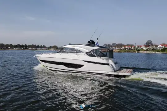 Riviera Riviera 8