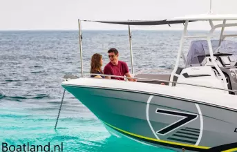 Jeanneau 7.5 Center Console 15