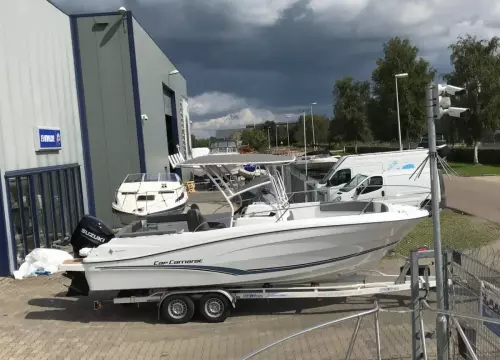 Jeanneau 7.5 Center Console 23