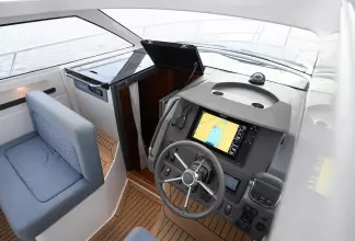 Nimbus 305 Drophead 19
