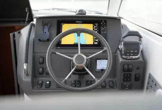 Nimbus 305 Drophead 23