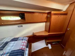 FWD Cabin