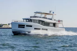 BENETEAU Grand Trawler 62