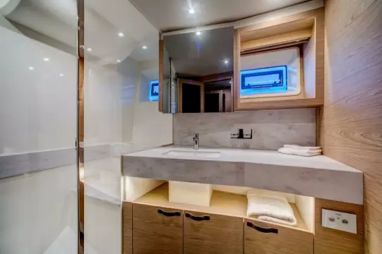 BENETEAU Grand Trawler 62