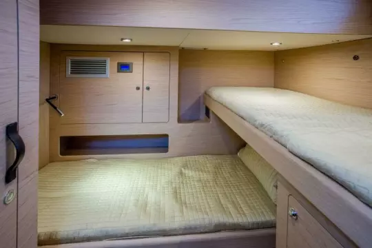 BENETEAU Grand Trawler 62