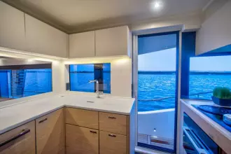 BENETEAU Grand Trawler 62