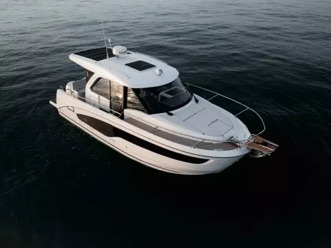 2025 BENETEAU Antares 9