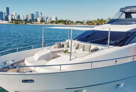 2020 SANLORENZO SL86 BOW LOUNGE