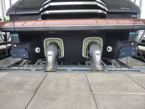 38 RIVA 2021 - 9
