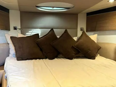 12 - Cabin