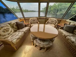 Enclosed Aft Deck