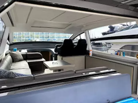 62 PERSHING 2018 - AKULA_11