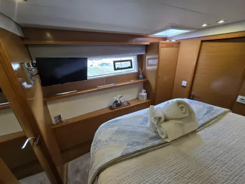 Stb Fwd cabin
