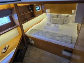 Port aft cabin