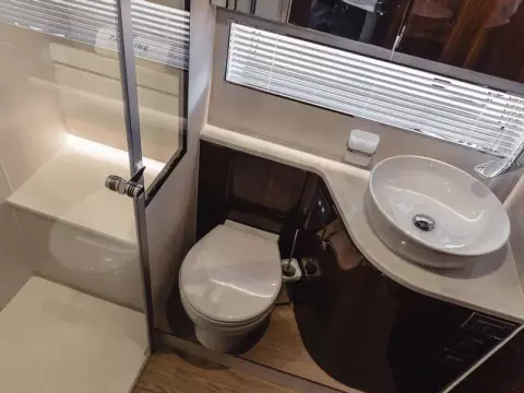 24 - VIP Cabin En Suite