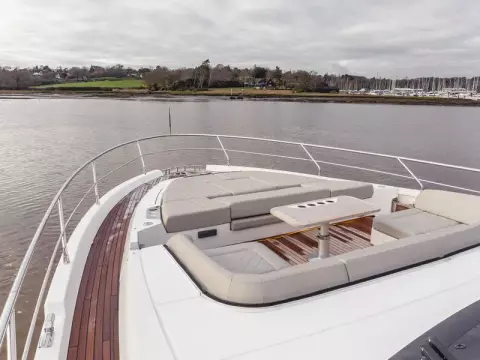 29 - Foredeck