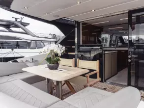7 - Aft Cockpit