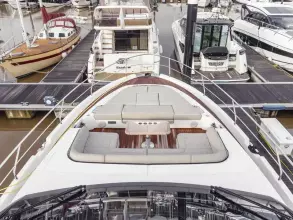 28 - Foredeck