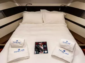 22 - VIP Cabin
