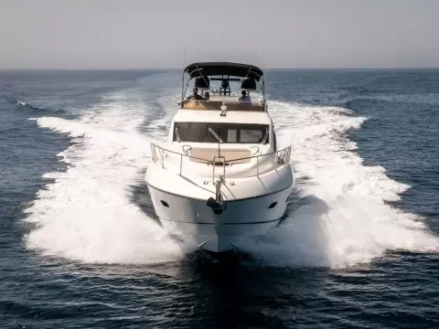 5 - Exterior