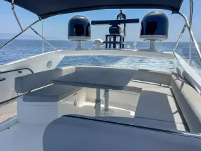 9 - Flybridge
