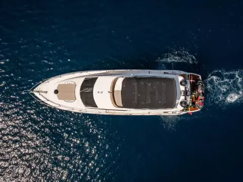 4 - Exterior