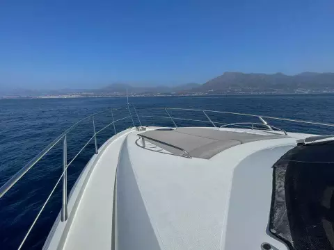 16 - Foredeck