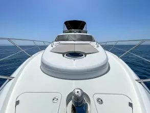 14 - Foredeck