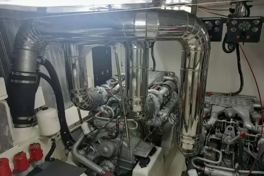 Astondoa 82 GLX _3 (1)