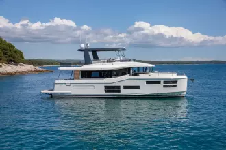 BENETEAU GRAND TRAWLER 62