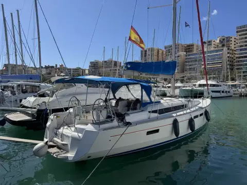 2013 Jeanneau Sun Odyssey 469 2