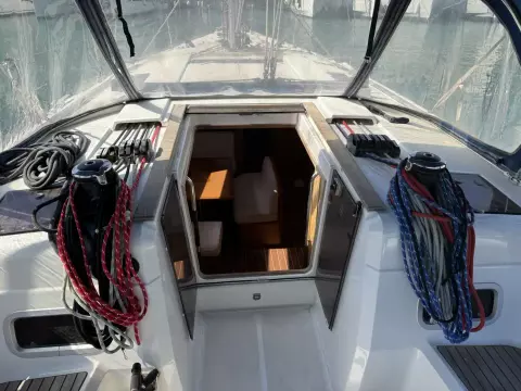 2013 Jeanneau Sun Odyssey 469 24