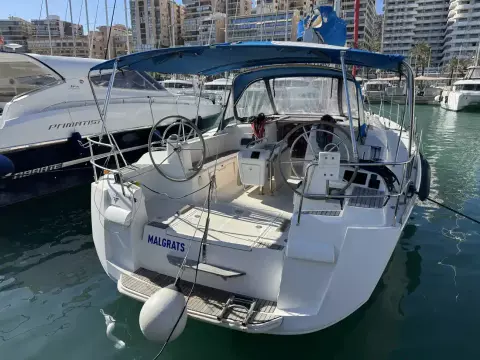 2013 Jeanneau Sun Odyssey 469 3