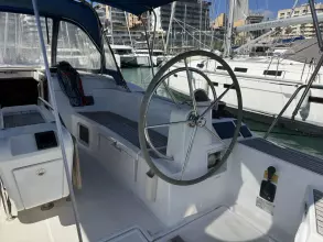 2013 Jeanneau Sun Odyssey 469 5