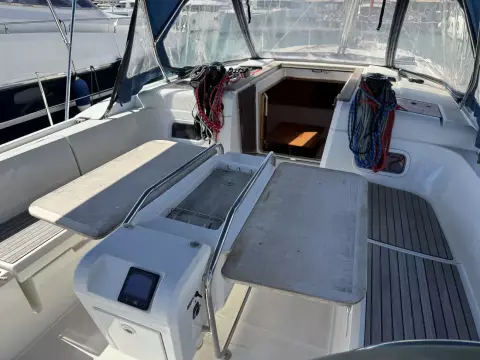 2013 Jeanneau Sun Odyssey 469 6