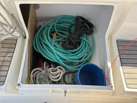 2013 Jeanneau Sun Odyssey 469 10