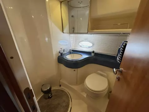 2005 Azimut 42 Evolution 13