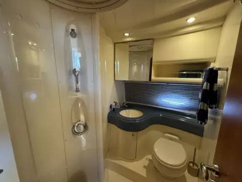 2005 Azimut 42 Evolution 14