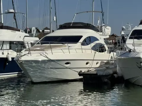2005 Azimut 42 Evolution 24