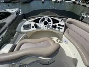 2005 Azimut 42 Evolution 17