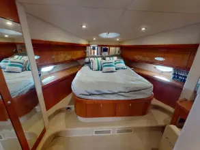 17 - VIP Cabin
