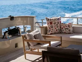 Sanlorenzo-SD112-Bonita-II-motor-yacht-for-sale-exterior-image-Lengers-Yachts-13.jpg